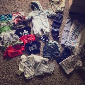 BOX OF BABY CLOTHES (0-6months) 30+ ITEMS!!!